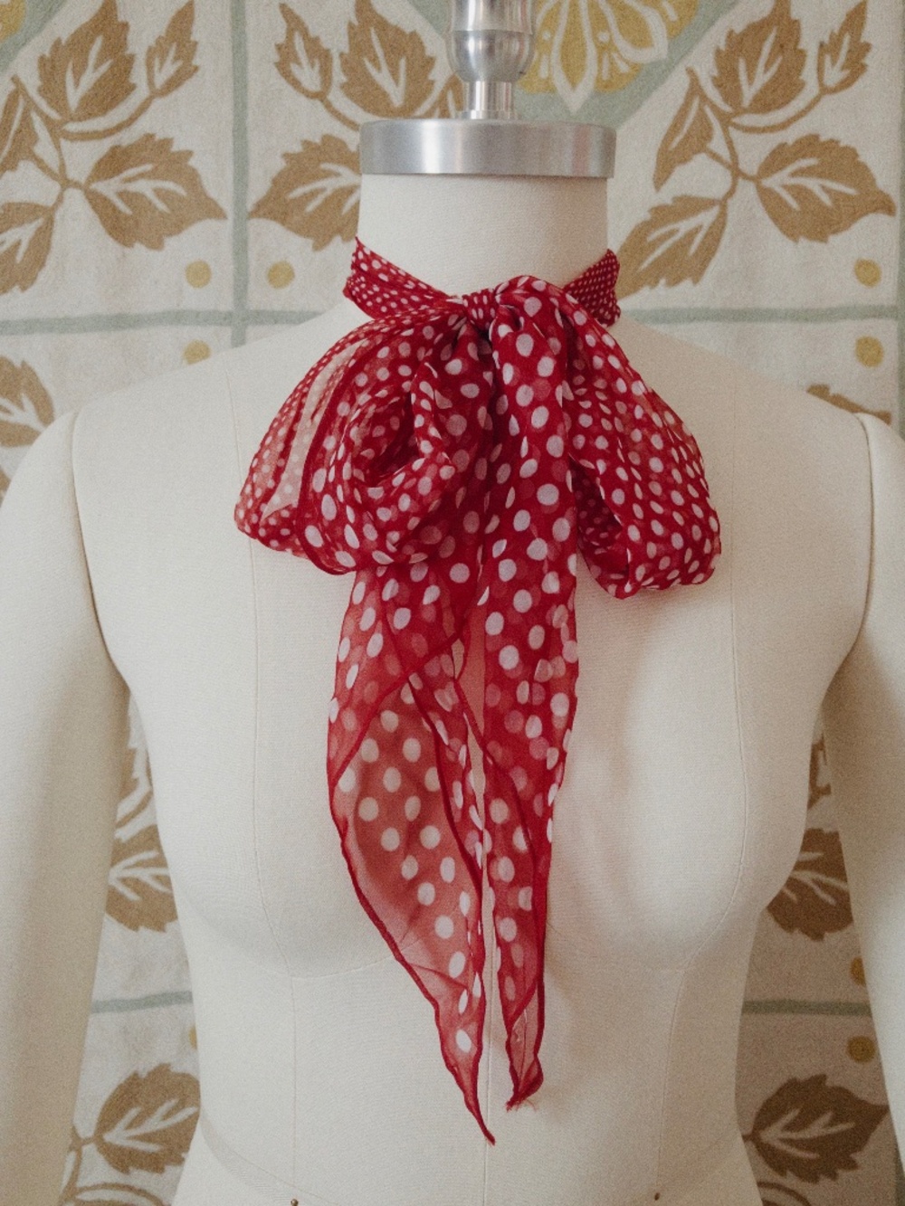 Bright Vintage Neck Scarf